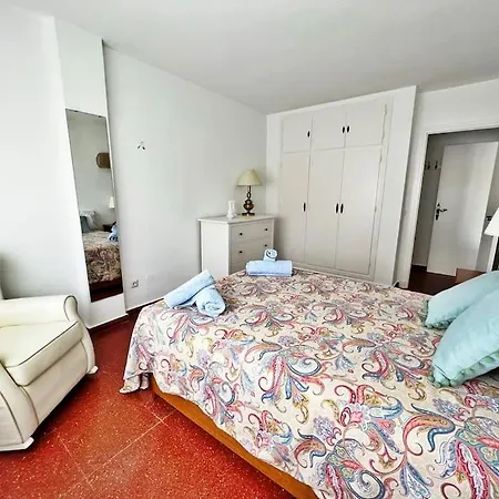 Primera Línea De Playa Con Vistas Al Mar Apartamento *